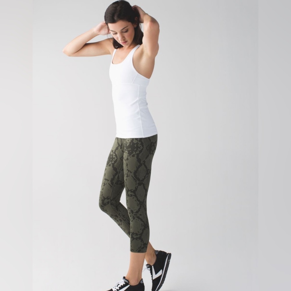 Lululemon Legging Wunder Under Crop III Full On Luon Ziggy Snake Green